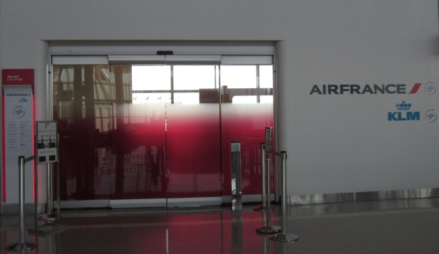 dulles-air-france-lounge-emirates