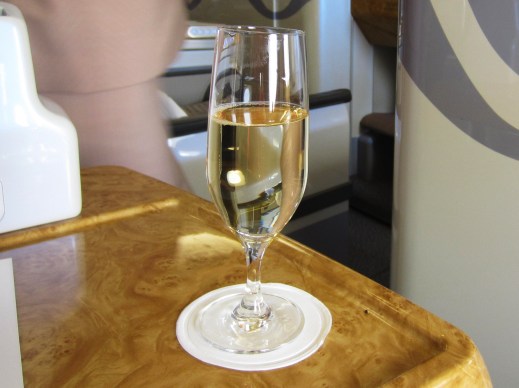 emirates-a380-business-veuve-clicquot