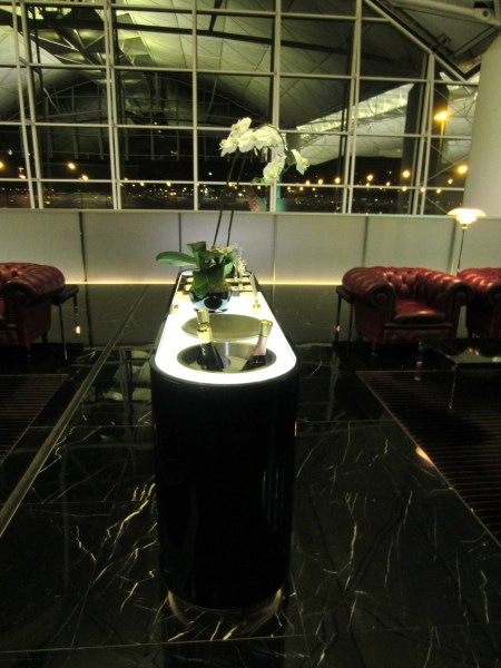 The Wing Champagne Station