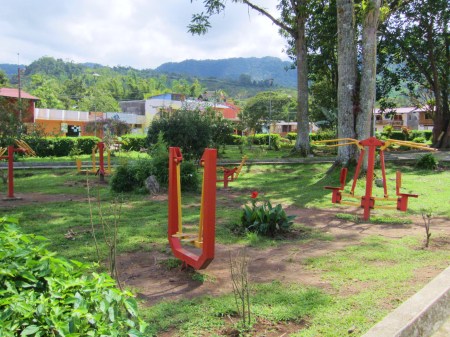 central square mindo